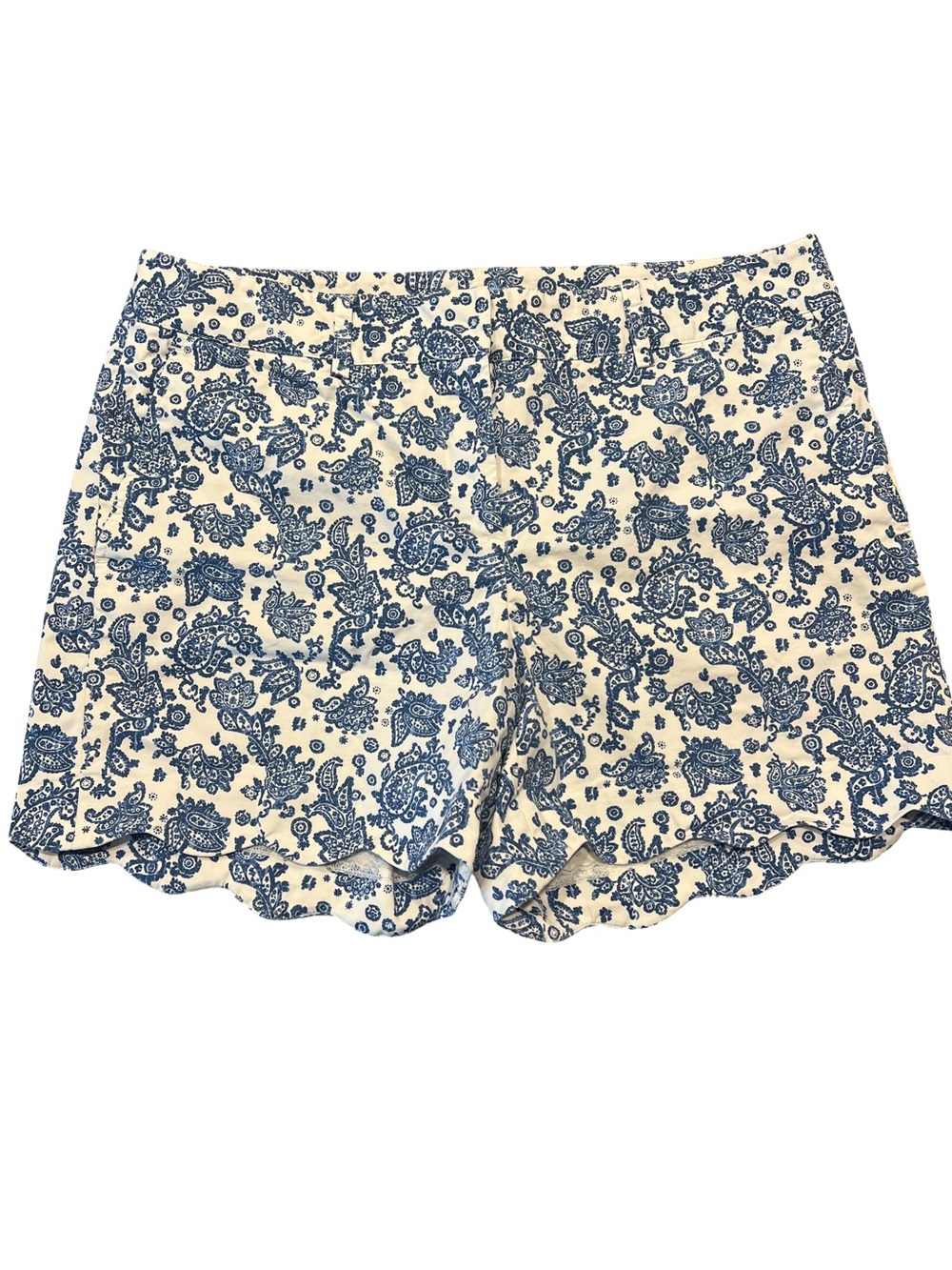 J. McLaughlin Blue Paisley Scallop-Hem Shorts